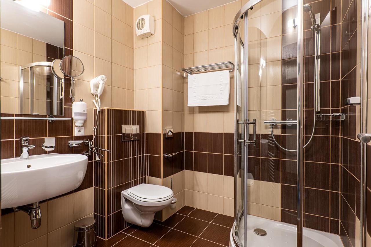 Wellness Hotel Pod Kycmolem Horní Lomná Eksteriør billede