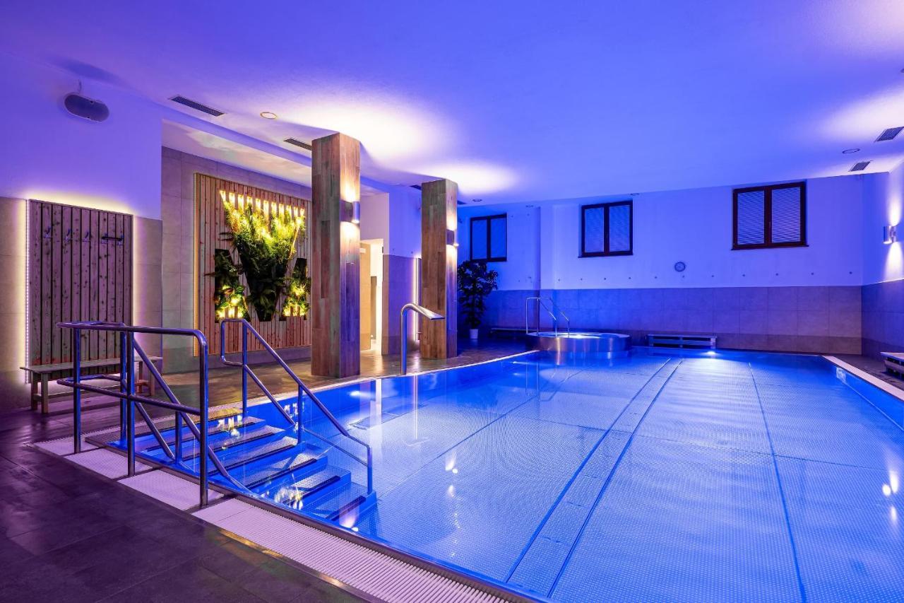 Wellness Hotel Pod Kycmolem Horní Lomná Eksteriør billede